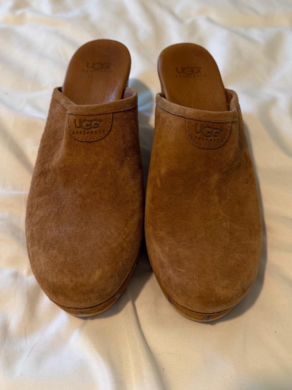 UGG Australia Women's Suede Slip-On Mules - Chestnut
